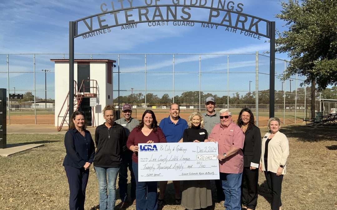 LCRA, City of Giddings award $20,080 grant to Lee County Little League