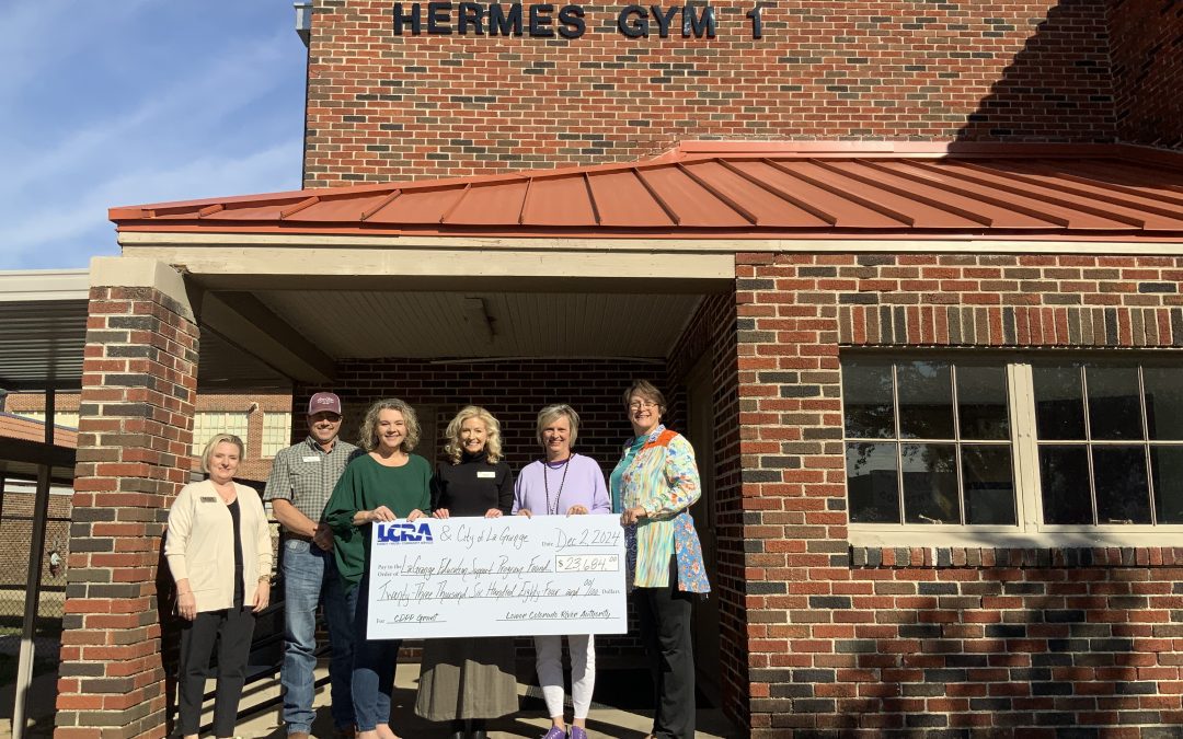 LCRA, City of La Grange award $23,684 grant to renovate restrooms in school district’s 1938 Hermes Gym